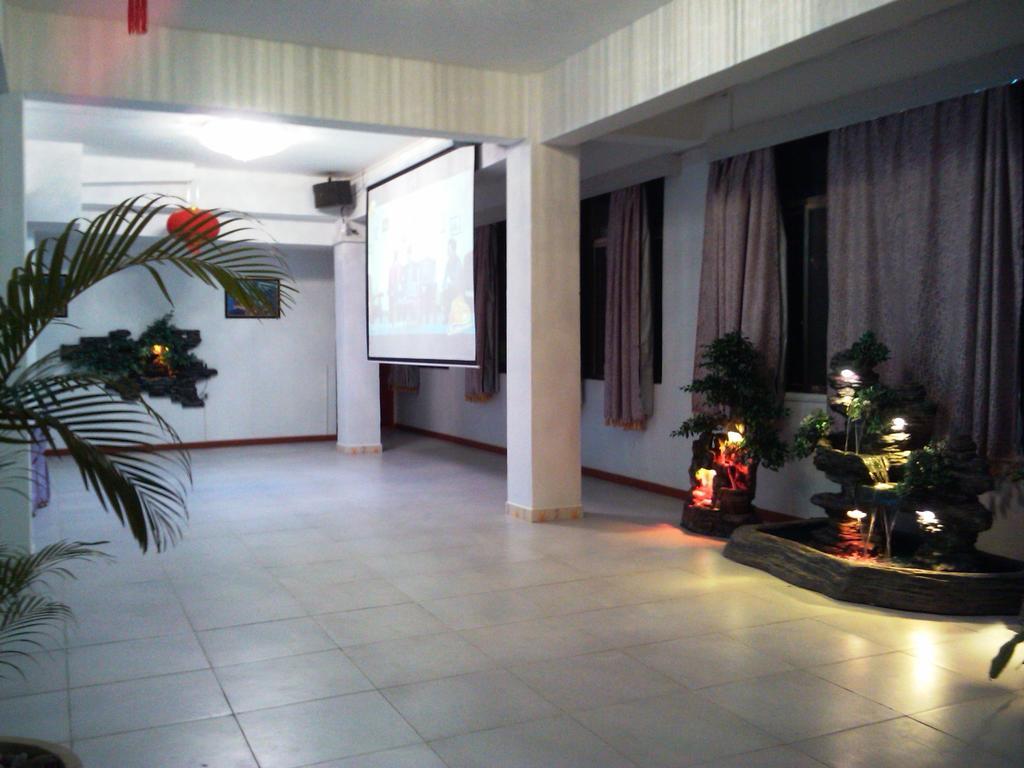 Airlines Business Hotel Port Vila Exteriör bild
