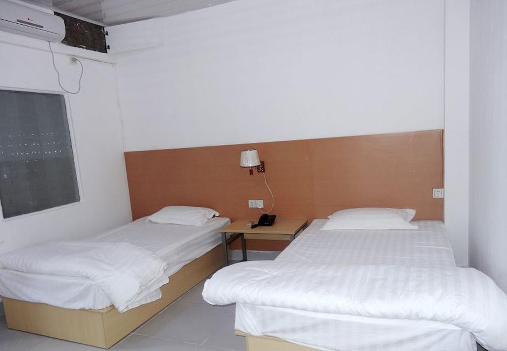 Airlines Business Hotel Port Vila Rum bild
